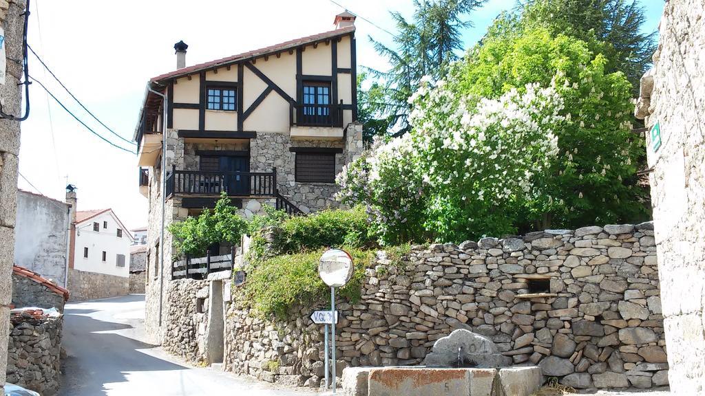 Artesano I Y III Guest House Navarredonda de Gredos Exterior photo