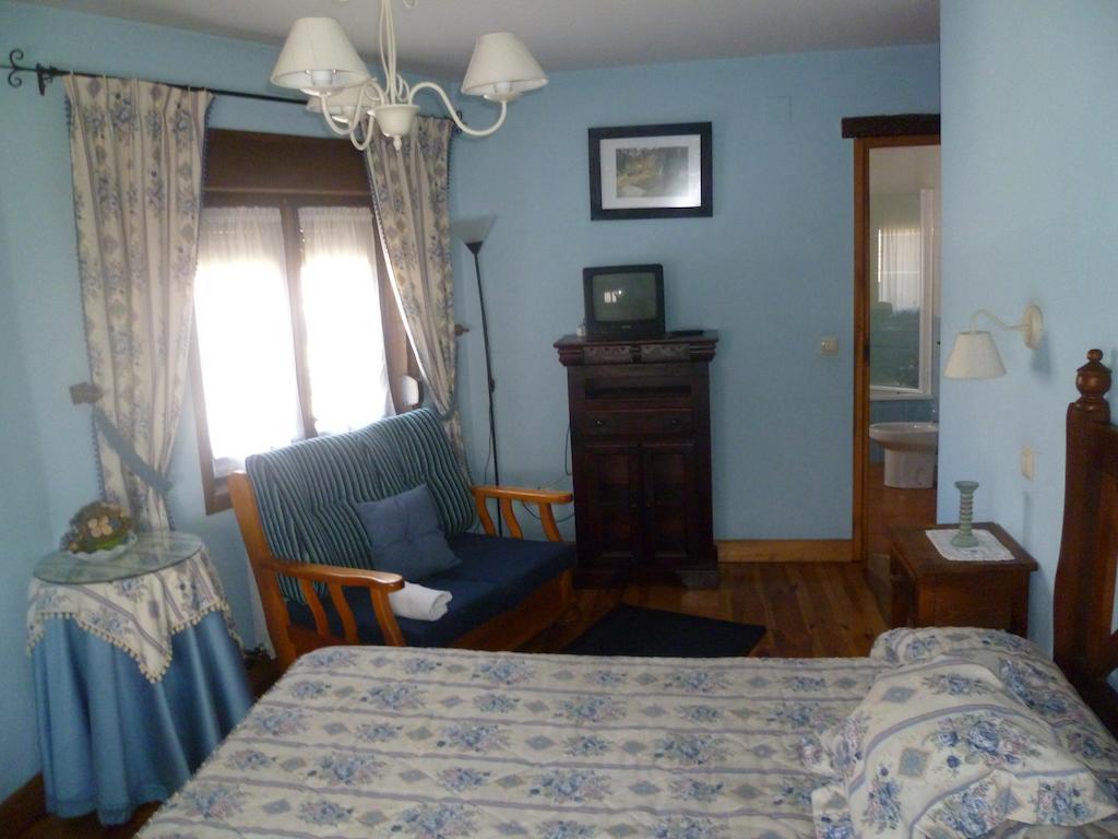 Artesano I Y III Guest House Navarredonda de Gredos Exterior photo