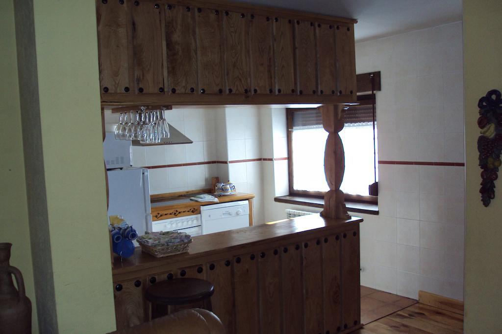 Artesano I Y III Guest House Navarredonda de Gredos Exterior photo