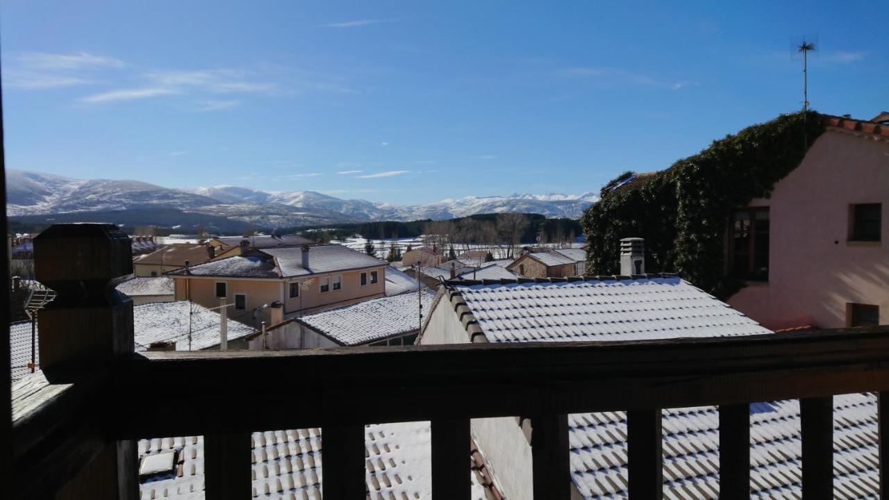 Artesano I Y III Guest House Navarredonda de Gredos Exterior photo